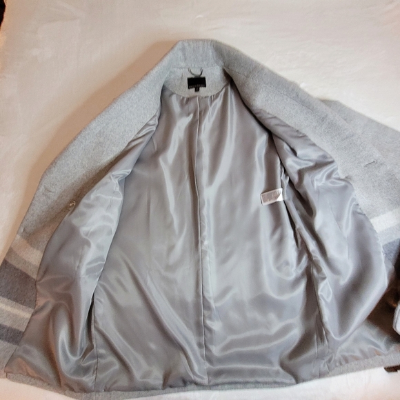 Banana Republic Oversized Wool Coat M-L NWOT - Picture 6 of 10